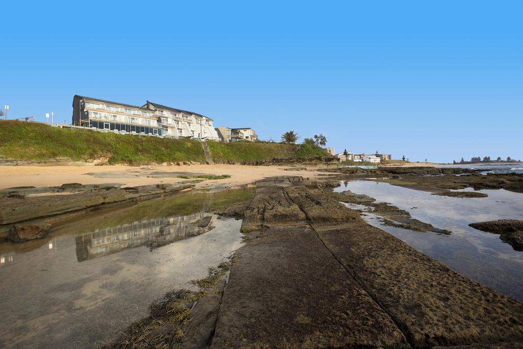 Ocean Front Motel Entrance Екстер'єр фото